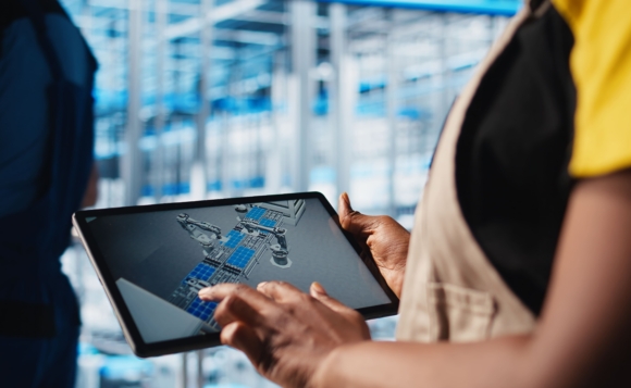 Digital Twins for Digital Transformation Strategy in the Industrial Sector